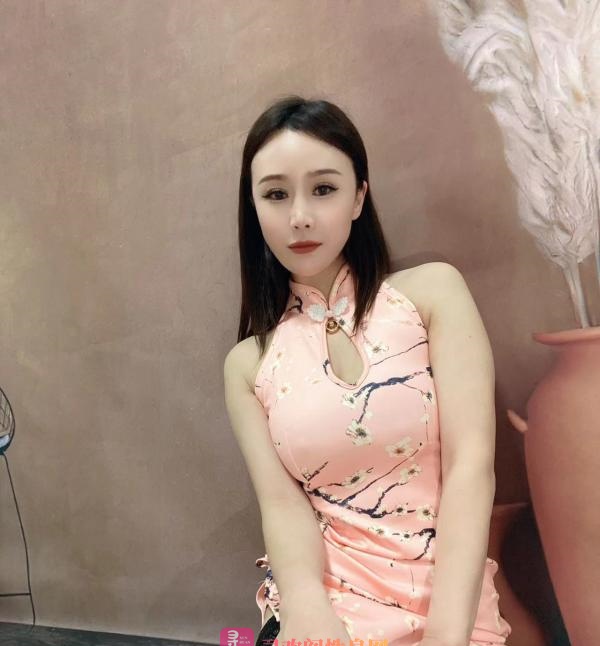 韵味旗袍诱惑 婷婷