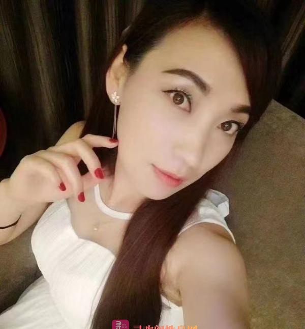 服务颜值都不错的少妇