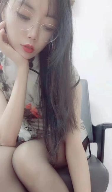 光熙门地铁附近大屁股