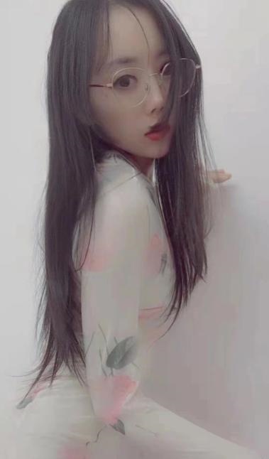 光熙门地铁附近大屁股