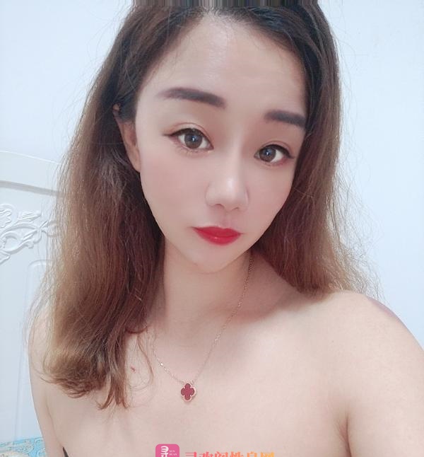 粉红兔女郎 小如