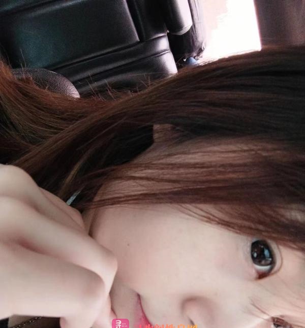 年轻小妹妹小淘气