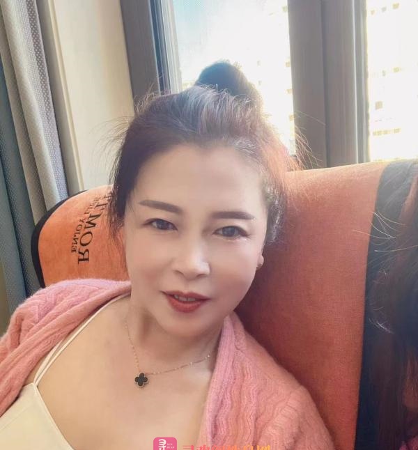 常营便宜熟女少妇