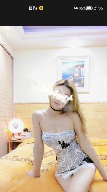 光谷少妇红唇