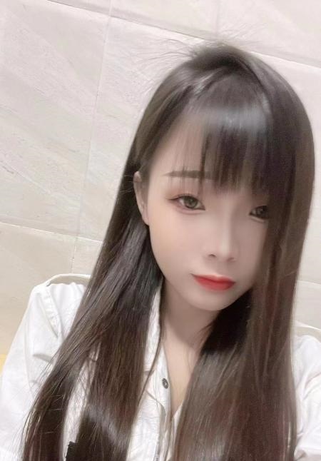 武汉性感小美女