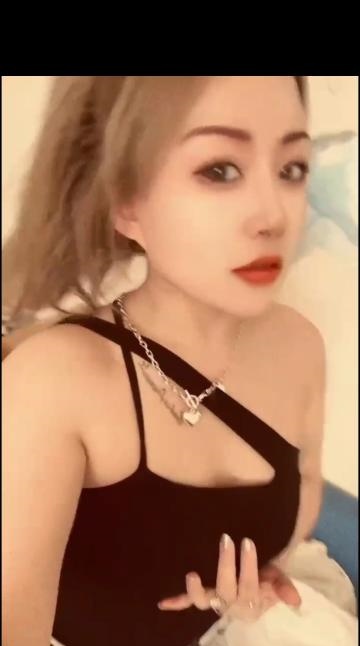 四号街微胖少妇
