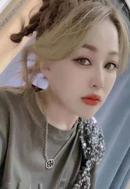 四号街微胖少妇