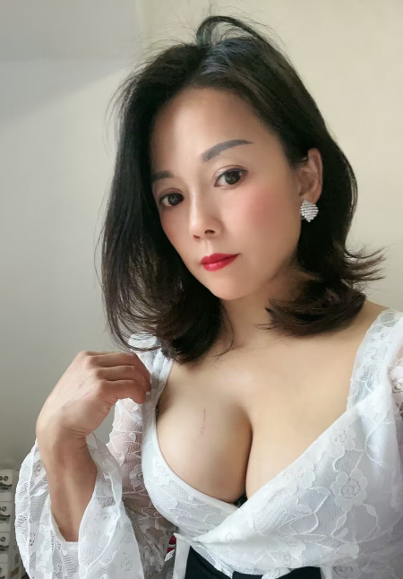 熟女大奶曦姐