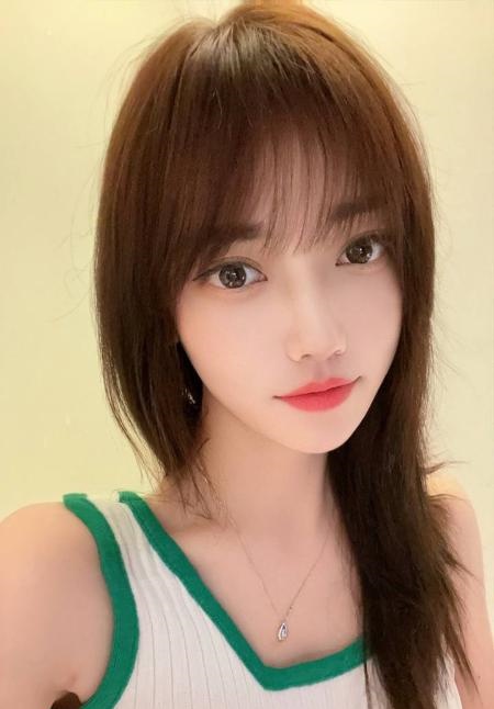南山温柔颜值小姐姐