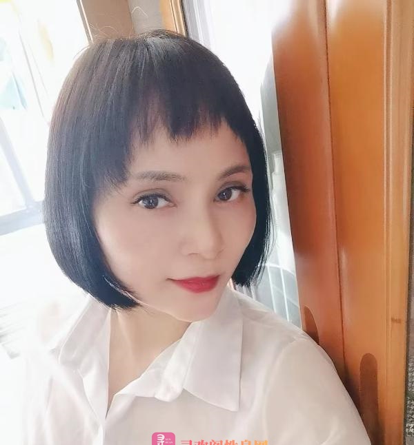 凤凰西街大胸骚妇蝴蝶