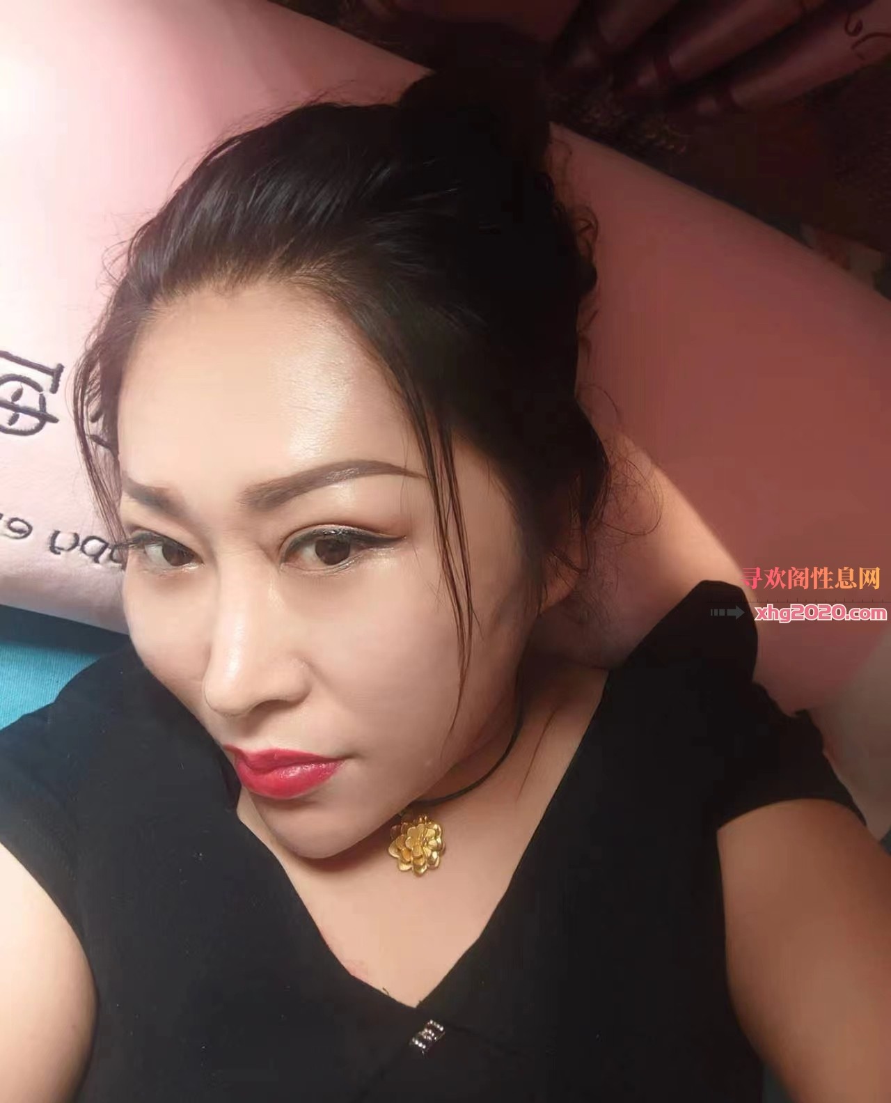 大灯兼职少妇