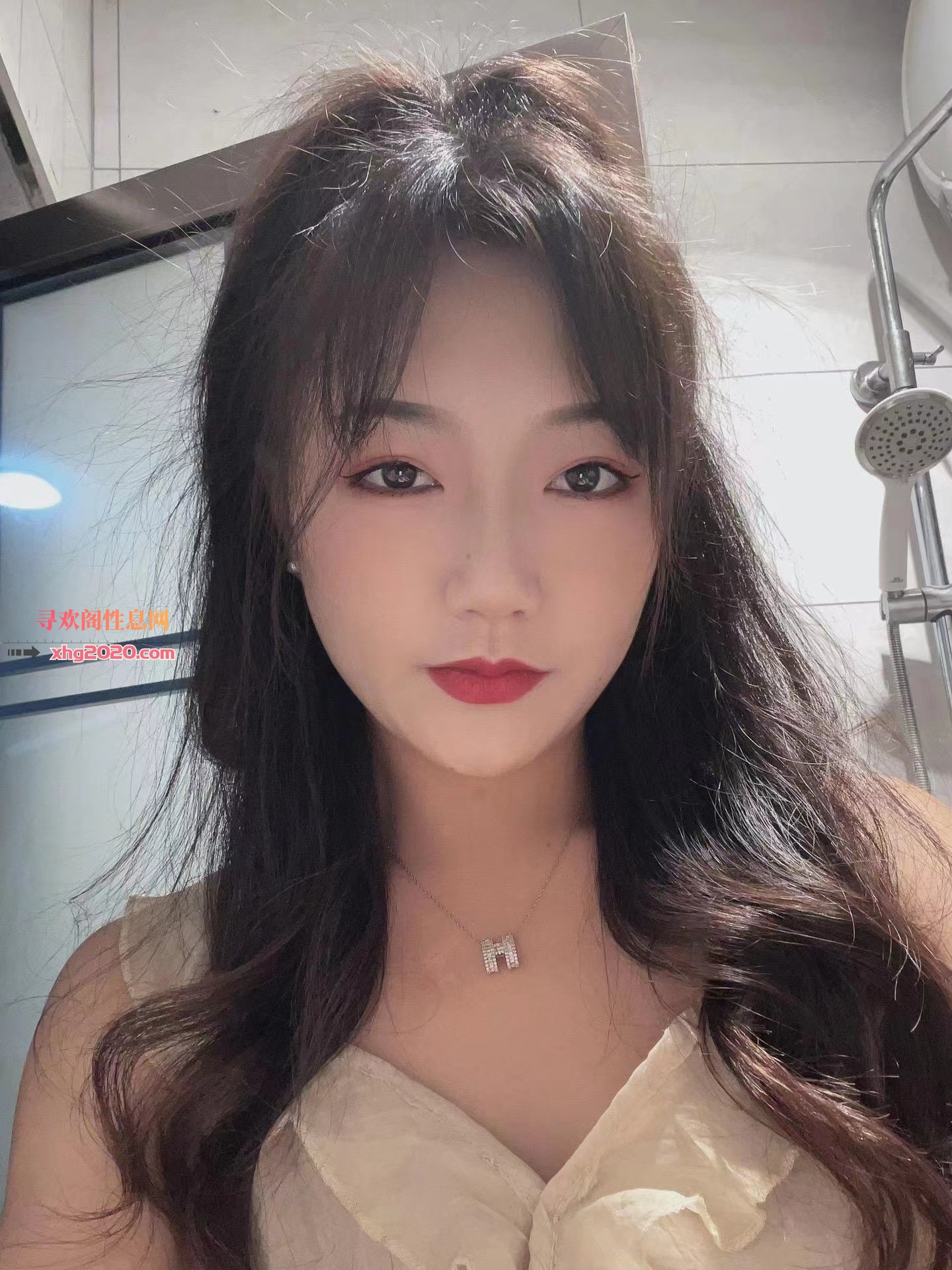 龙华媚儿