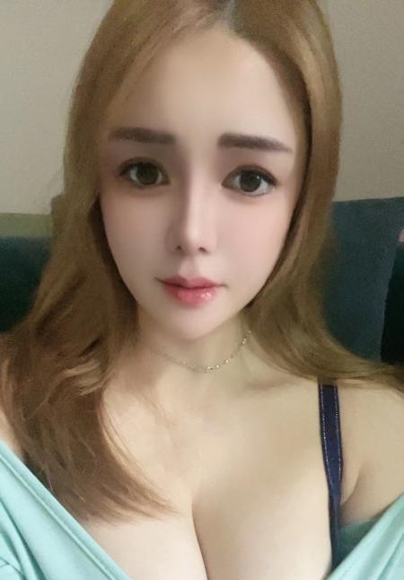 混血大胸欲女GiGi