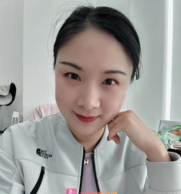 广渠路风韵少妇