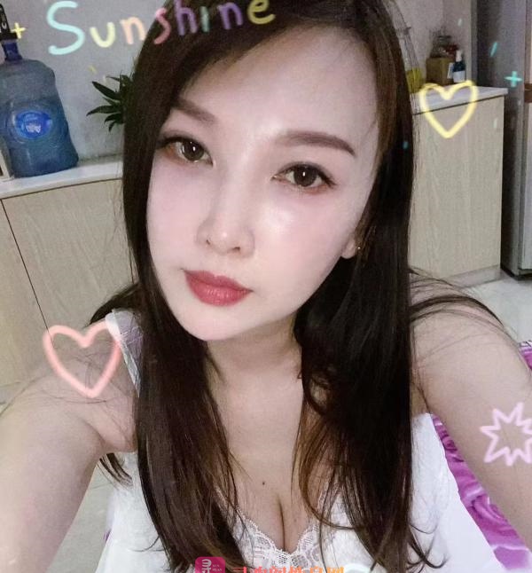 汽车东站附近美少妇