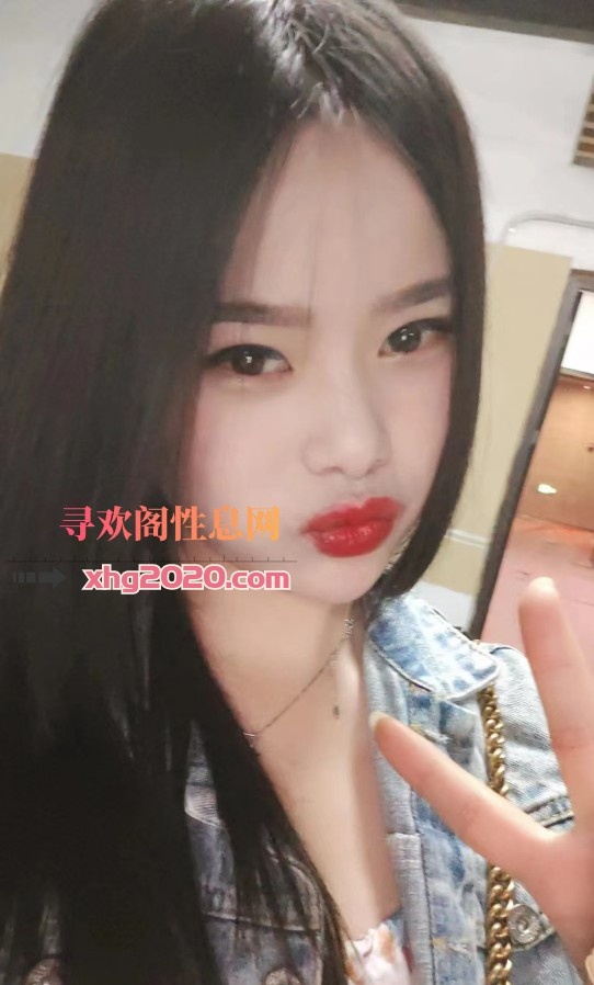 服务很好的小美女