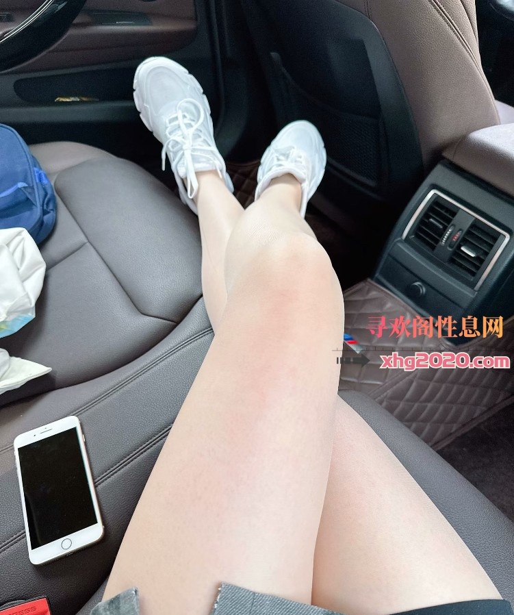 南开嫩妹，可无伞