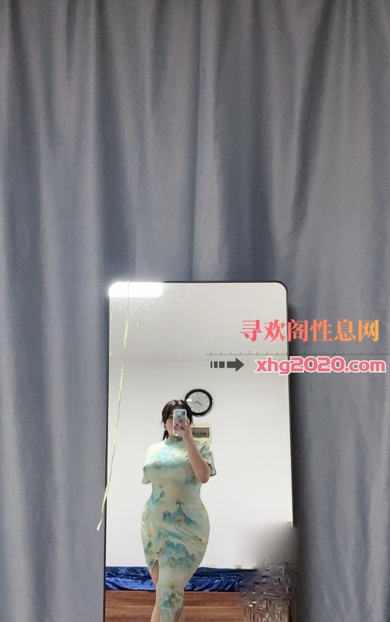 哈尔滨的一个大胸小坦克