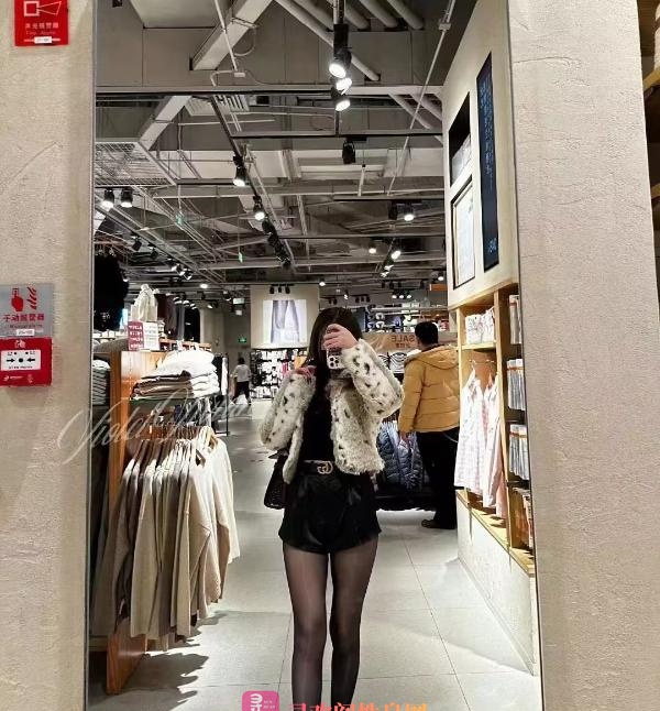 静安桃桃