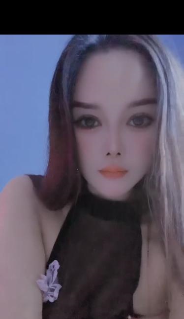 尽情舌吻36C御姐