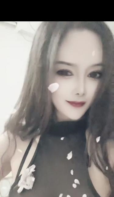 尽情舌吻36C御姐