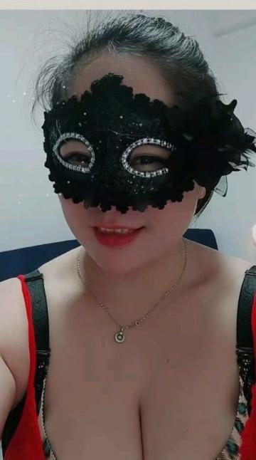 大胸熟女服务系