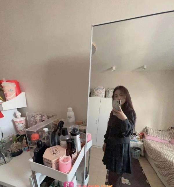 光谷妹子好看皮肤嫩