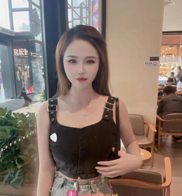 大奶少妇泡泡
