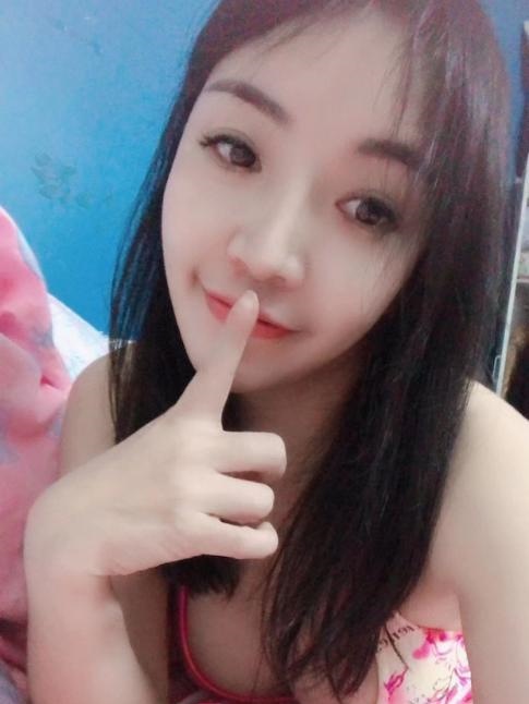 瑜伽小姐姐 半夏