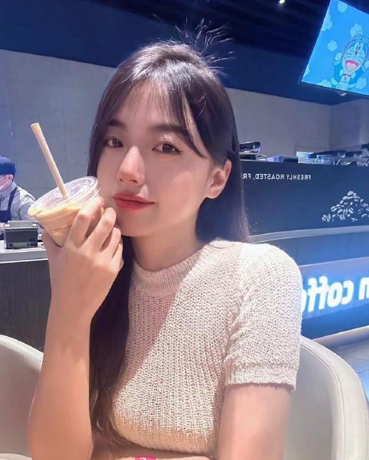 广州长腿天河小姑娘