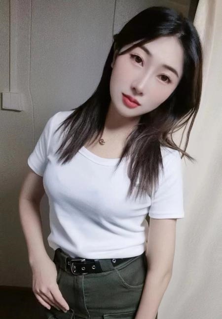 性感女神洛漓