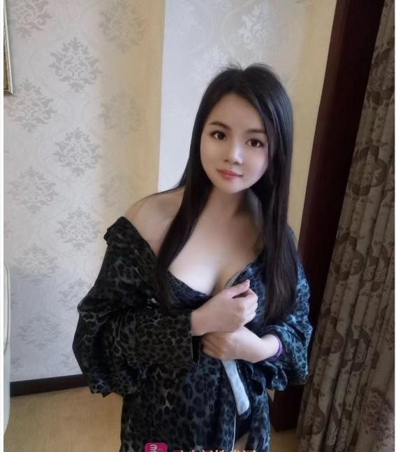 毒龙口爆女神 露瑶