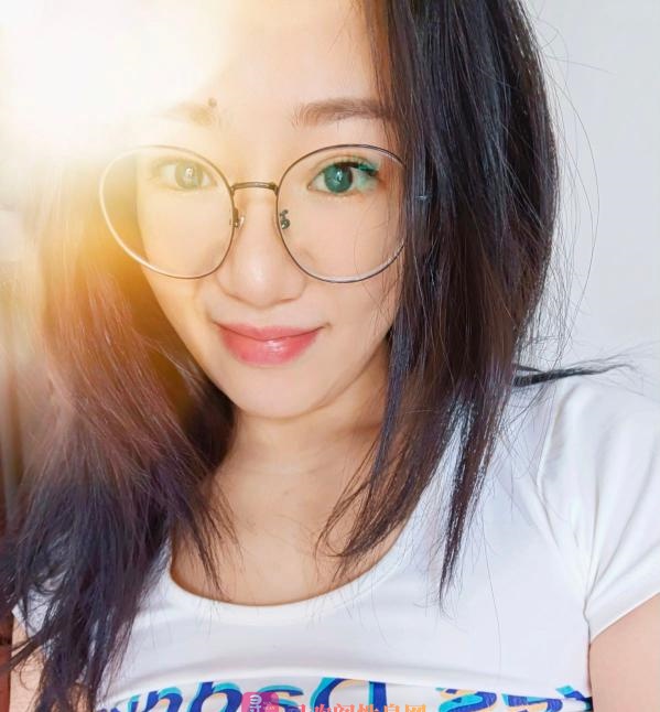 大奶少妇爽爆体验