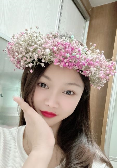 漂亮热情妹子