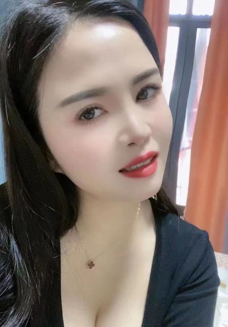 义乌小姐姐