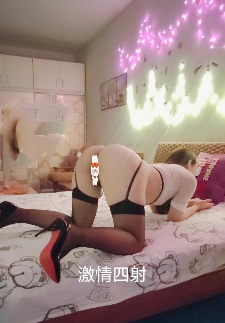 江宁美臀浪骚少妇