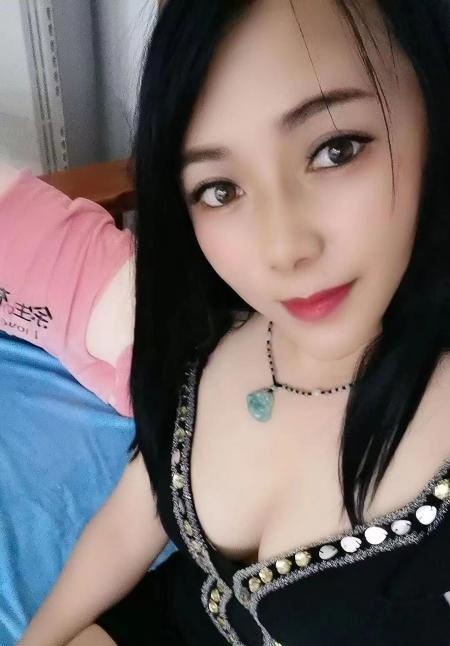 远景路大奶百合