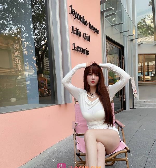 海珠高冷御姐范妹子