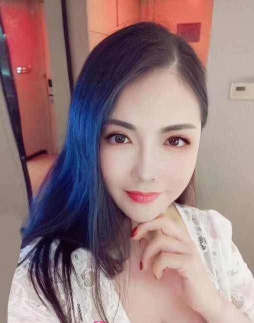 王丽经典服务型