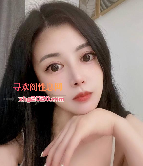 薯片嫩妹