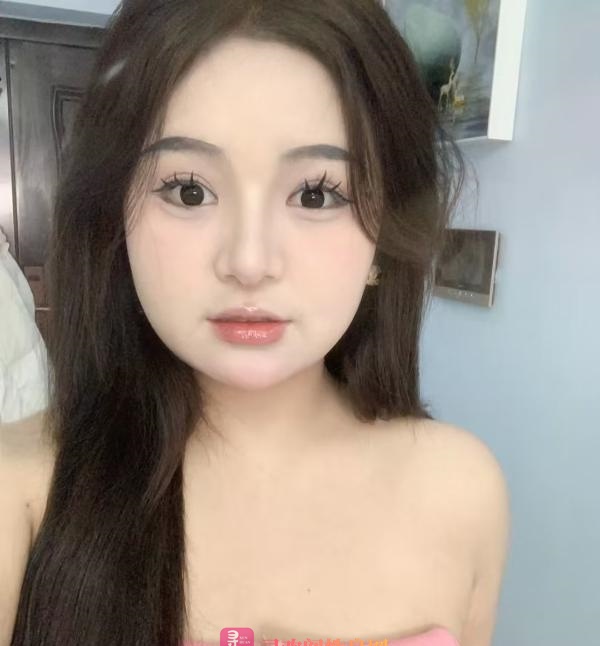 汉阳微坦美女