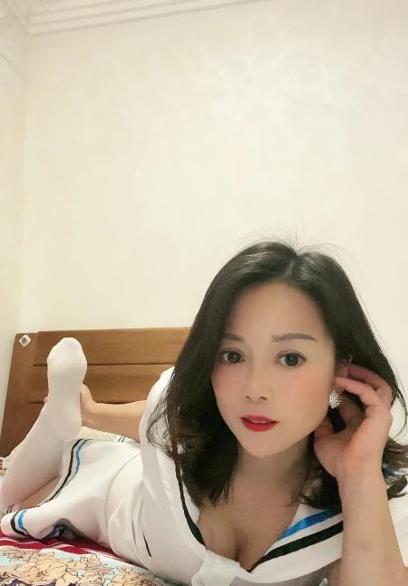 宝安萝莉熟女姐姐