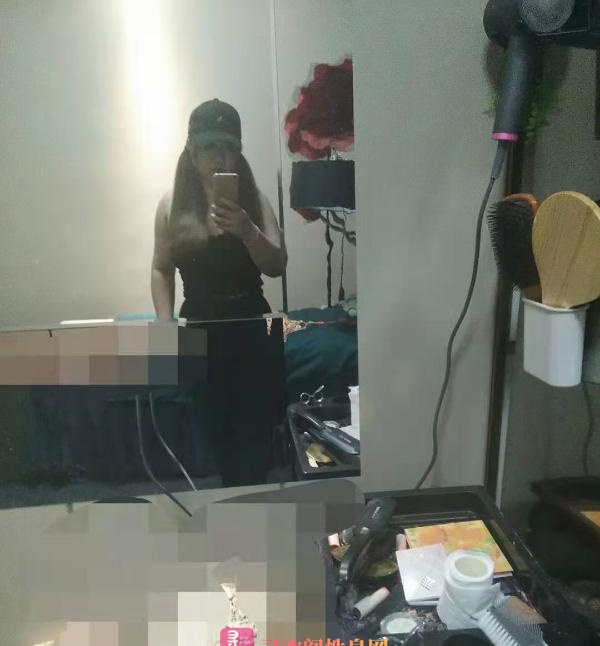 龙华巨乳楼凤