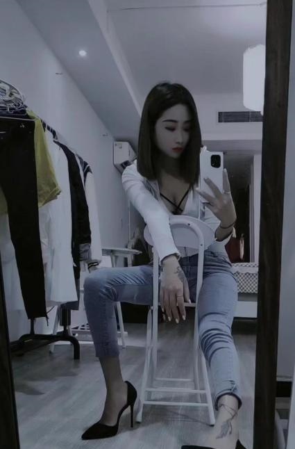 广州风韵美娇娜娜