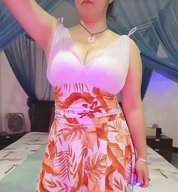 白云区巨乳少妇