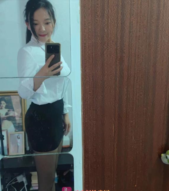 瑜伽少妇 叶子老师