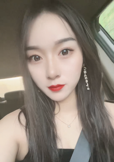 白洁小姐姐