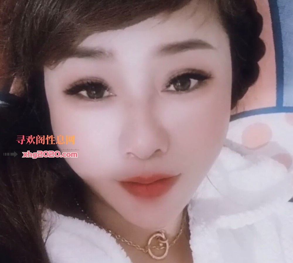 不错的大胸妹