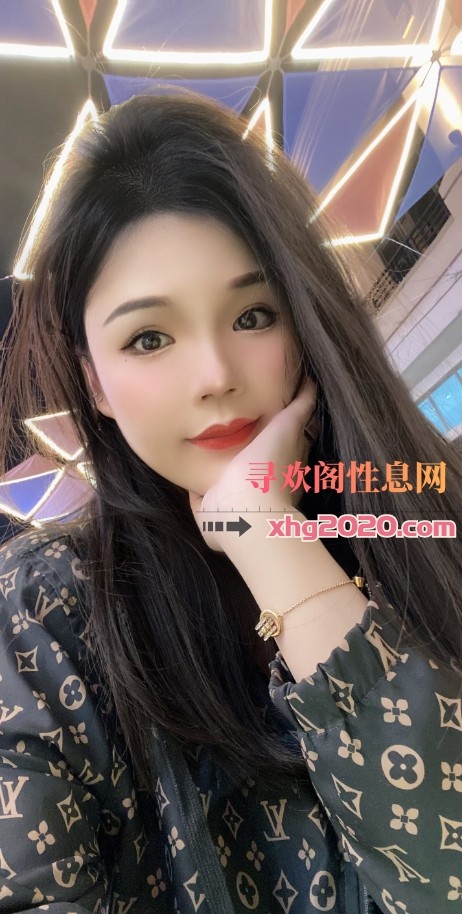 年轻小姐姐