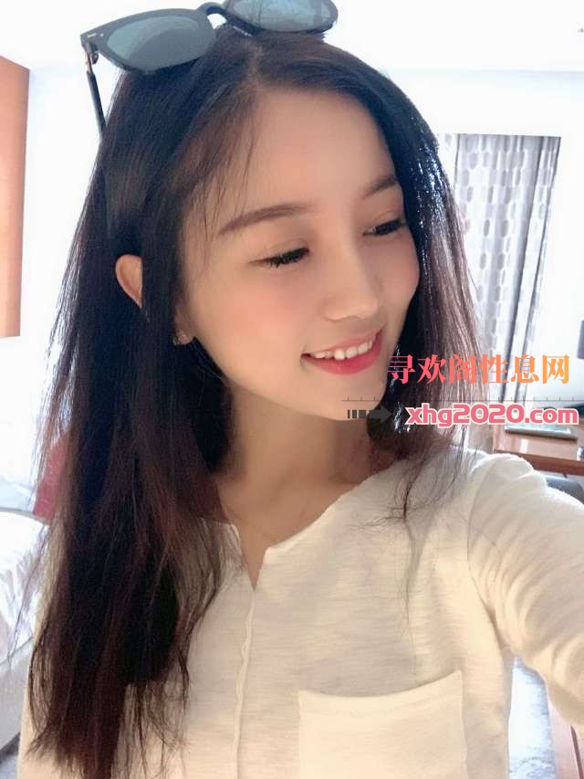 舒服甜妹